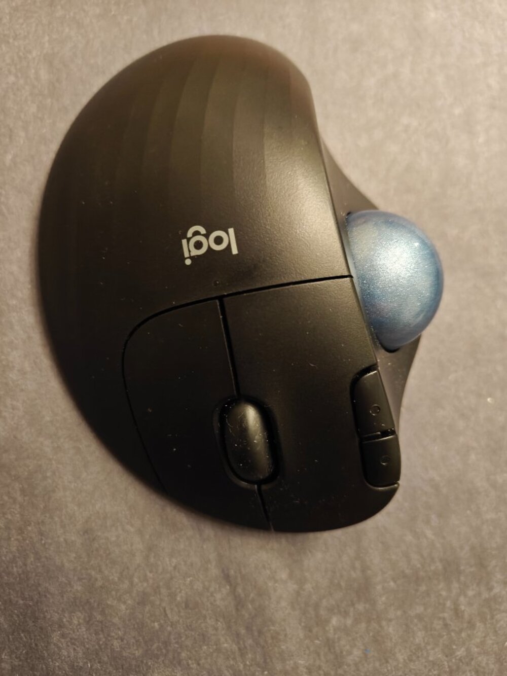 Logitech Trackball Mouse 🖲️ - Picture 3 of 4
